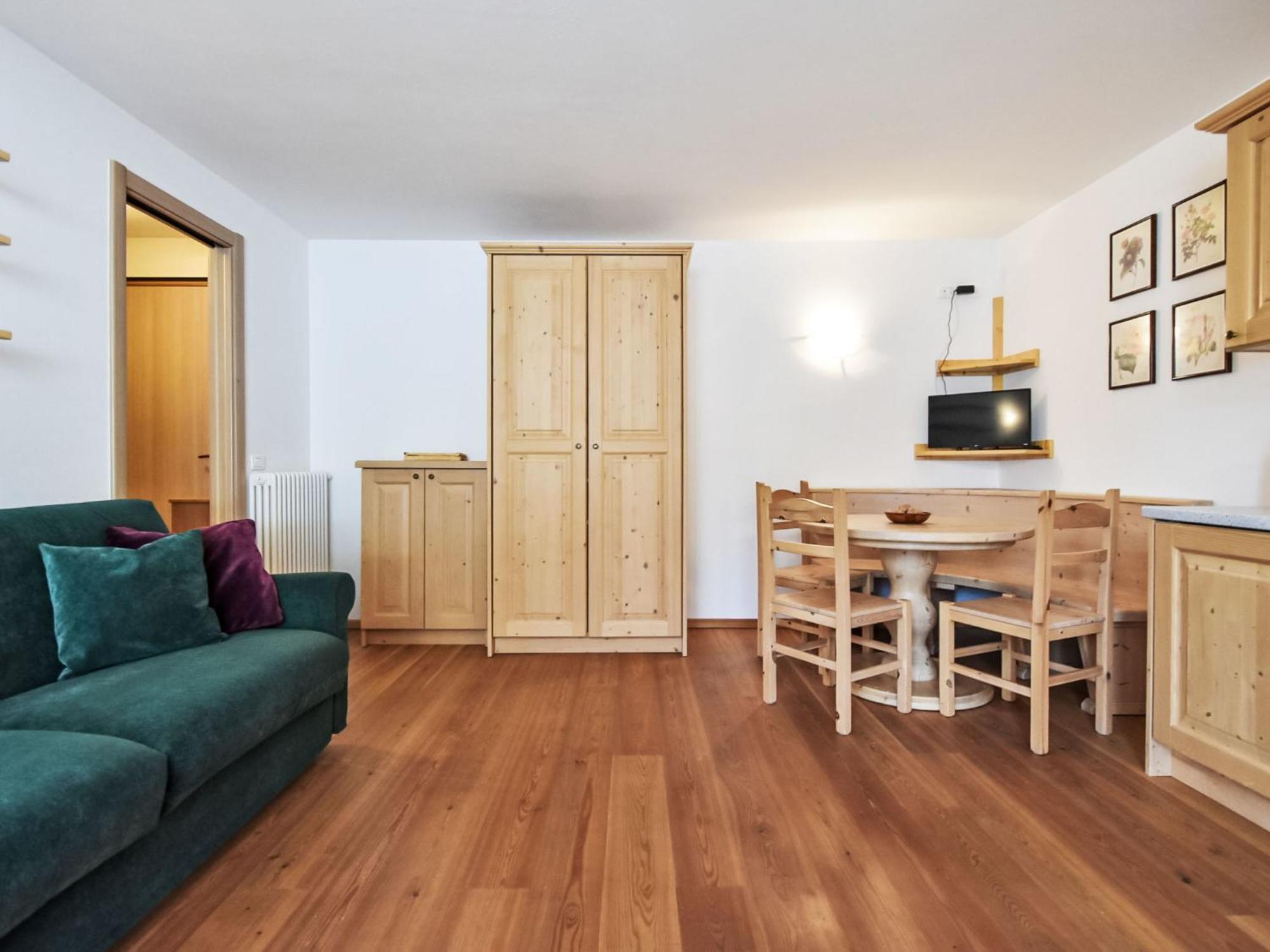 Giglio By Interhome