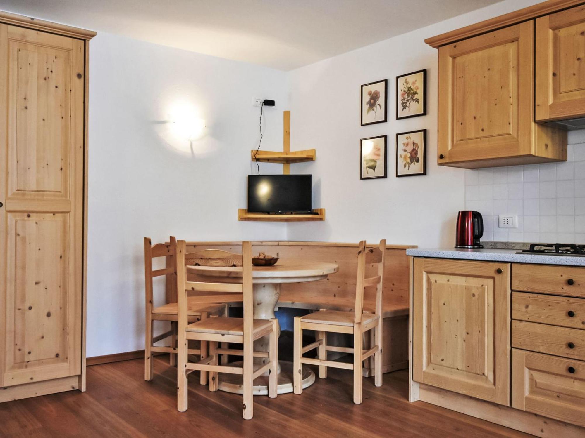 Apartment Giglio By Interhome